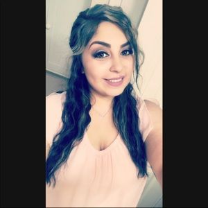 Meet your Posher, Noelia